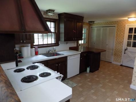 28 Forest Hills Drive Farmington CT 06032
