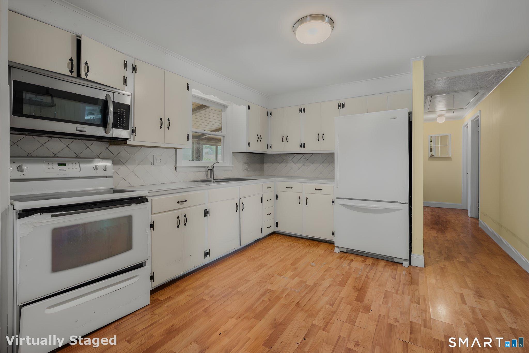 64 Nehantic Drive East Lyme CT 06357