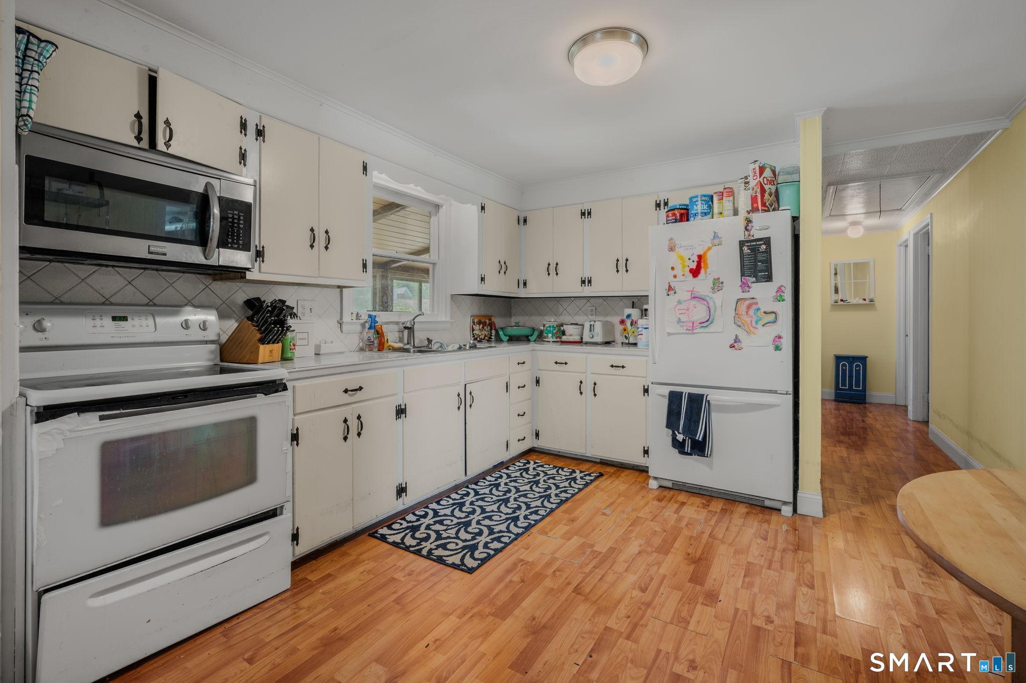 64 Nehantic Drive East Lyme CT 06357