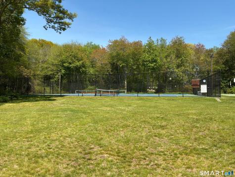 64 Nehantic Drive East Lyme CT 06357
