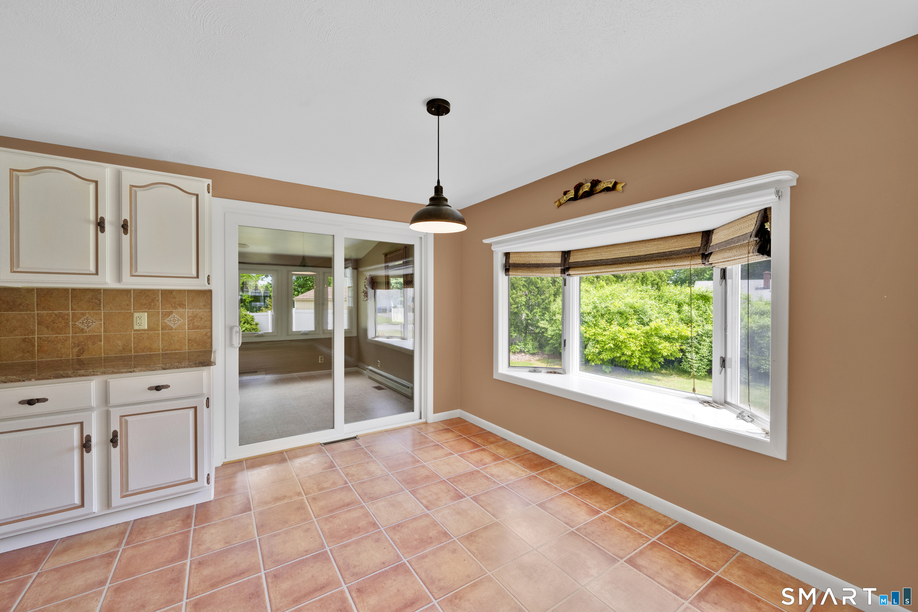 121 Dogwood Lane South Windsor CT 06074