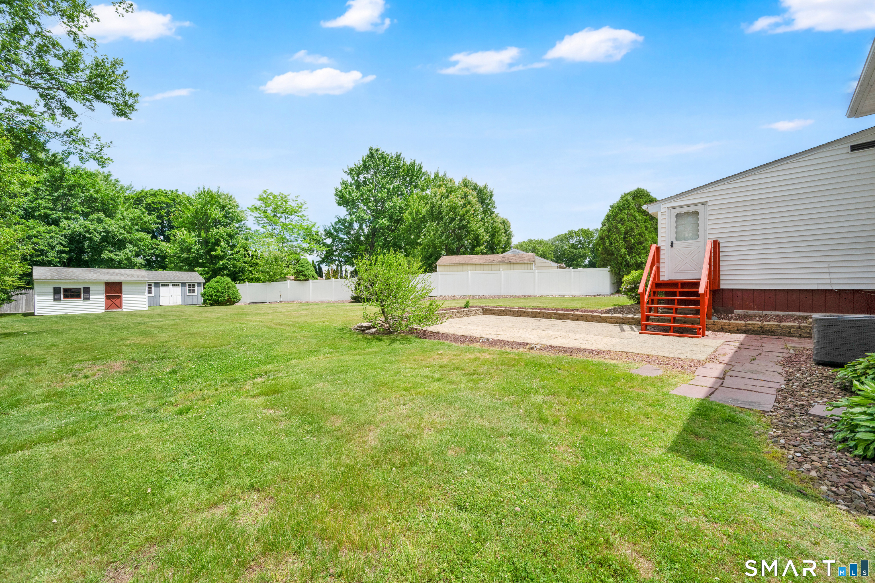 121 Dogwood Lane South Windsor CT 06074