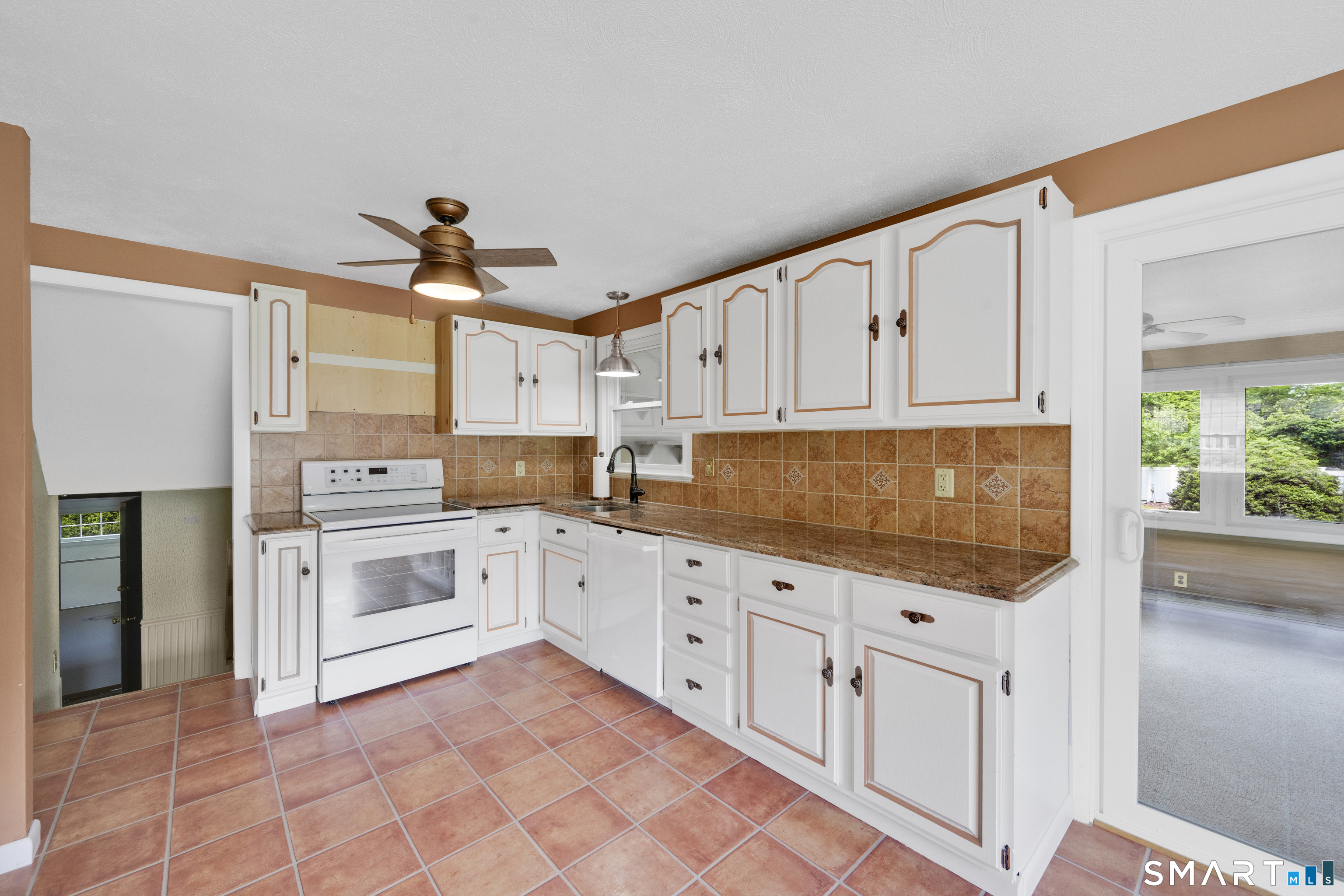 121 Dogwood Lane South Windsor CT 06074