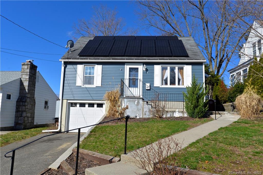 24 Dunn Avenue Naugatuck CT 06770