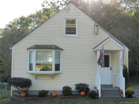 249 Porter Avenue Middlebury CT 06762
