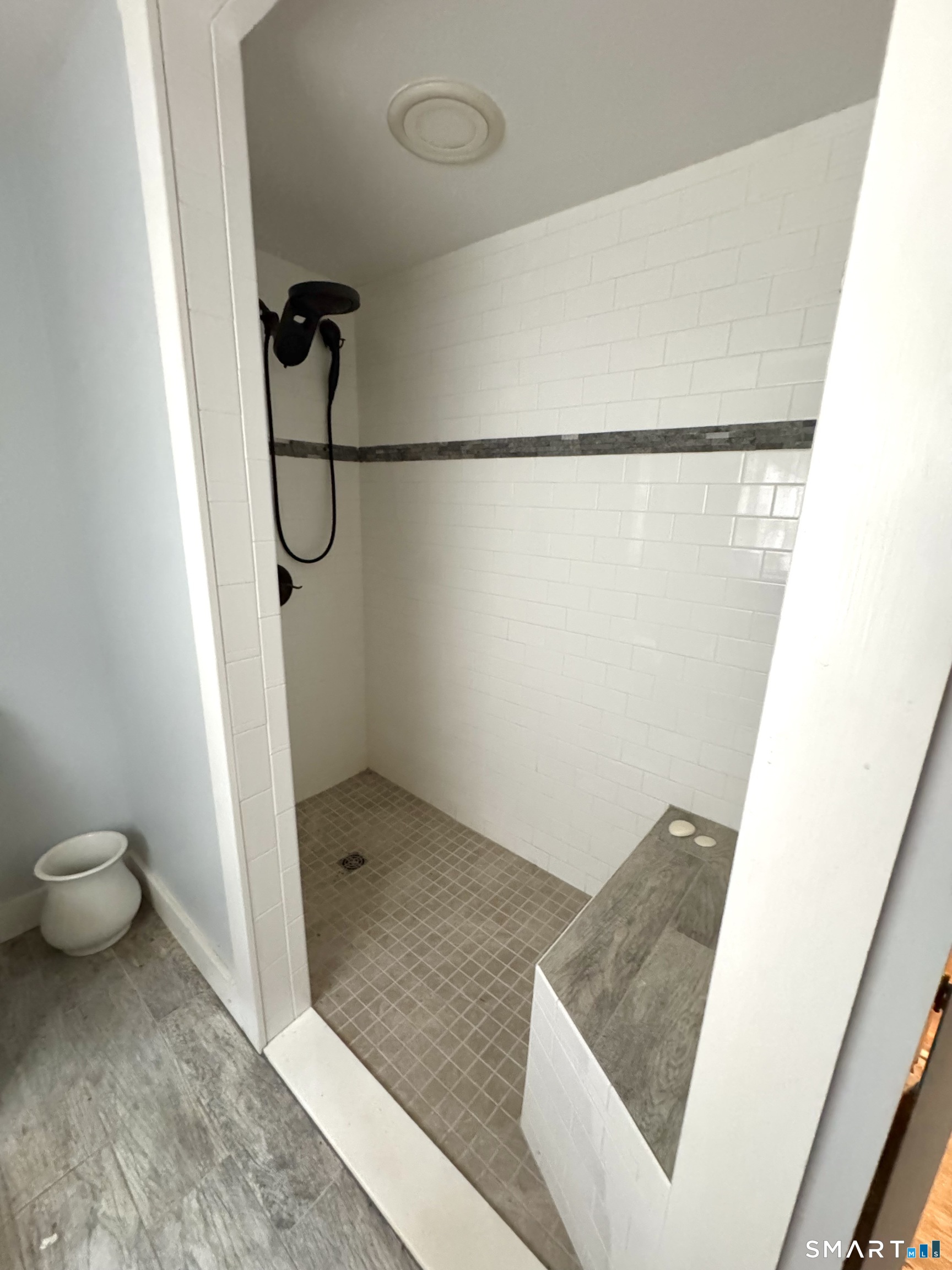 28 Cotton Hill Road New Hartford CT 06057