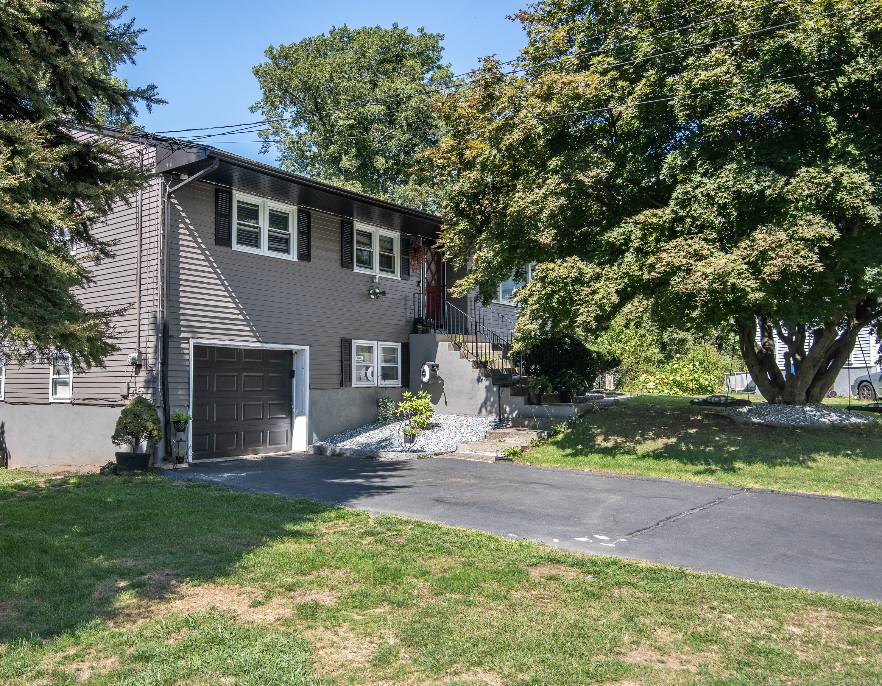 42 Fairlane Drive New Britain CT 06053