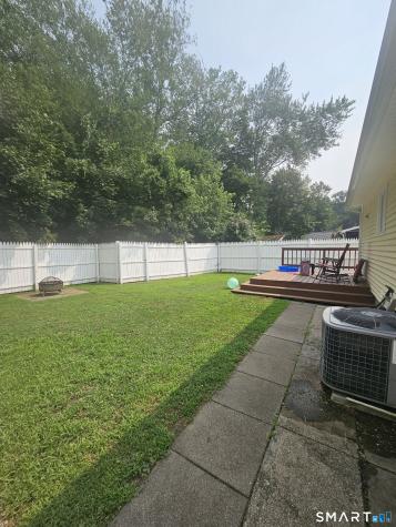 54 Woodrow Avenue Norwich CT 06360