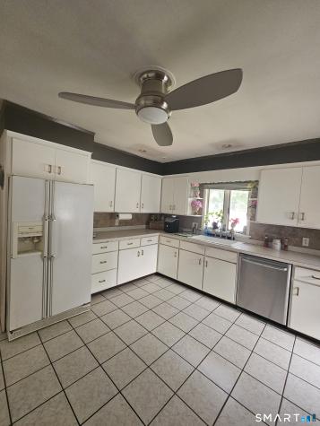 54 Woodrow Avenue Norwich CT 06360