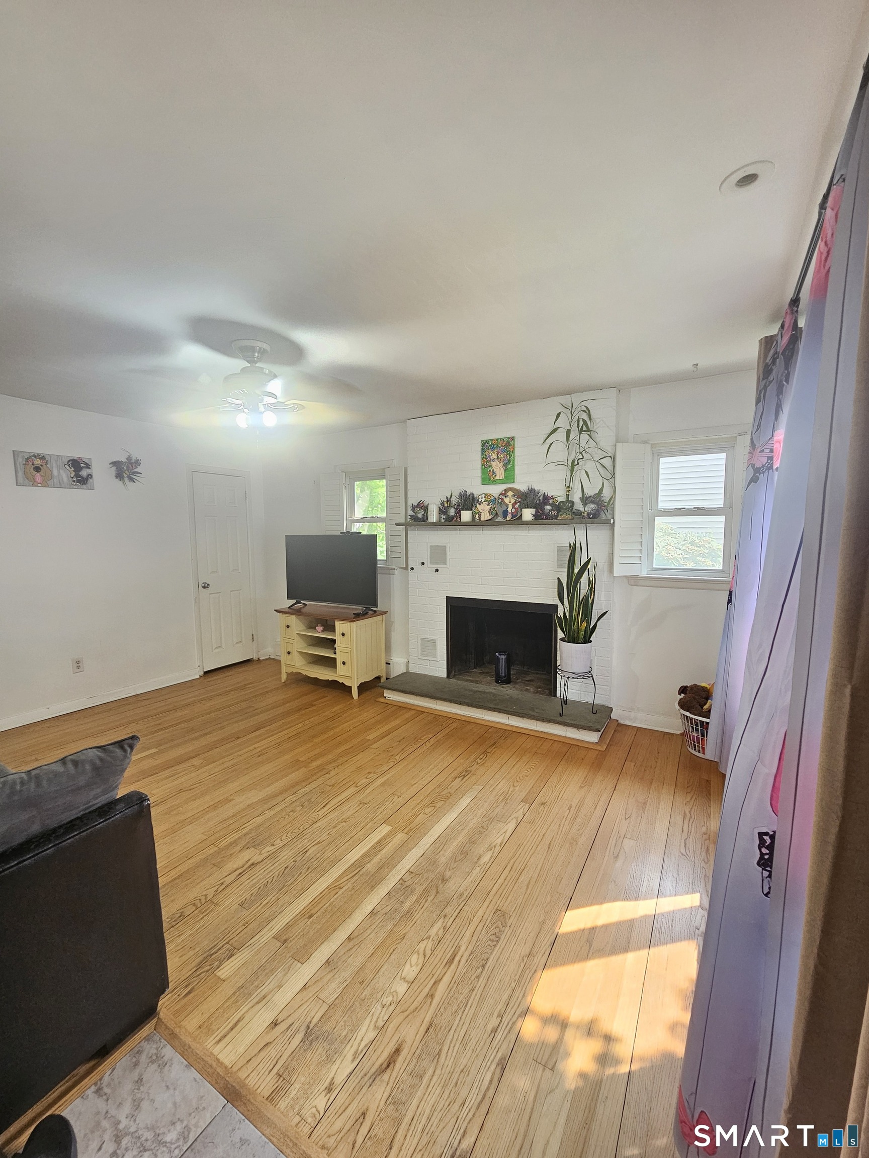 54 Woodrow Avenue Norwich CT 06360