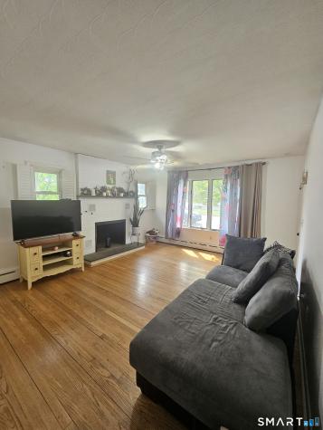 54 Woodrow Avenue Norwich CT 06360