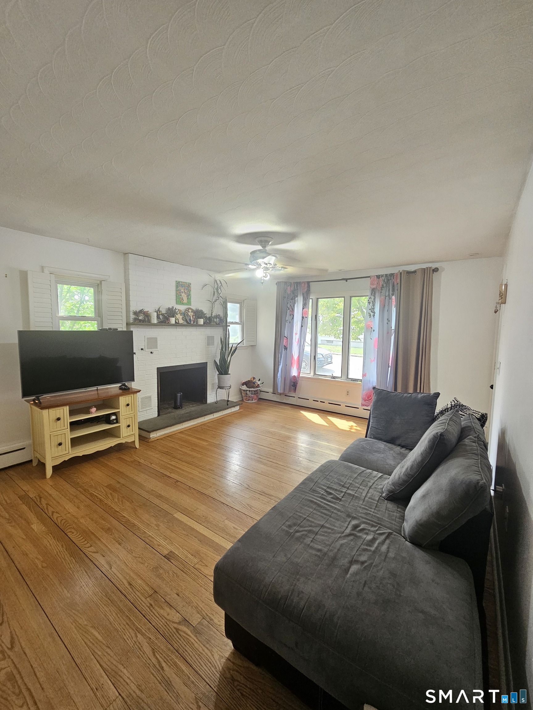 54 Woodrow Avenue Norwich CT 06360