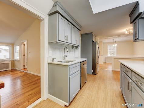 66 Durant Street Middletown CT 06457