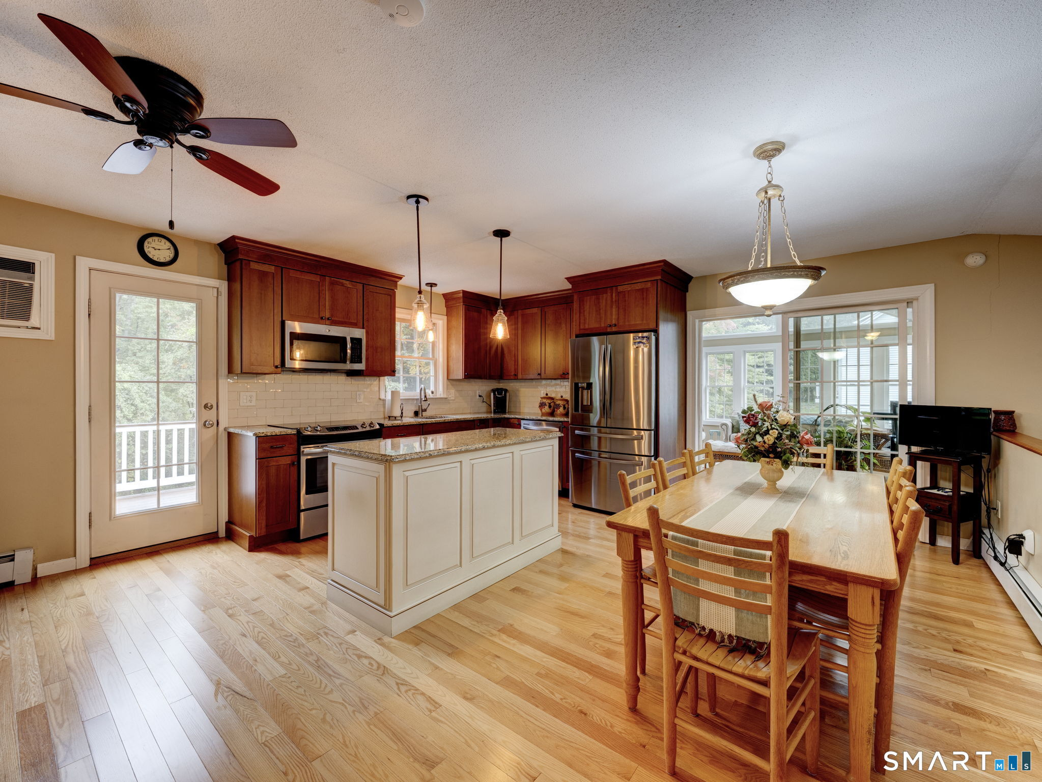 132 Folly Brook Lane Manchester CT 06040