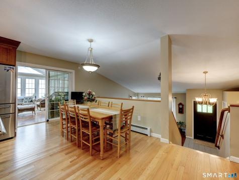 132 Folly Brook Lane Manchester CT 06040