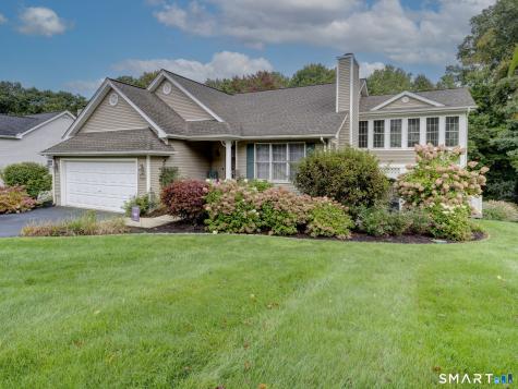 132 Folly Brook Lane Manchester CT 06040