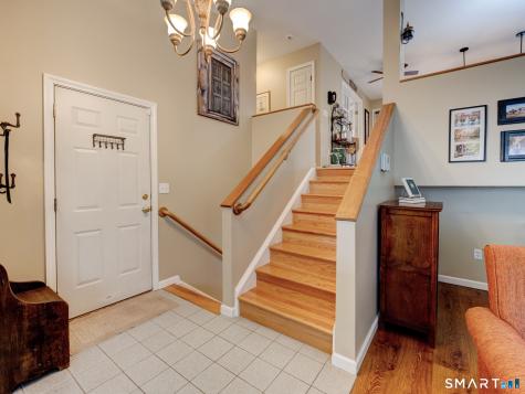 132 Folly Brook Lane Manchester CT 06040
