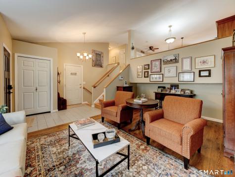 132 Folly Brook Lane Manchester CT 06040