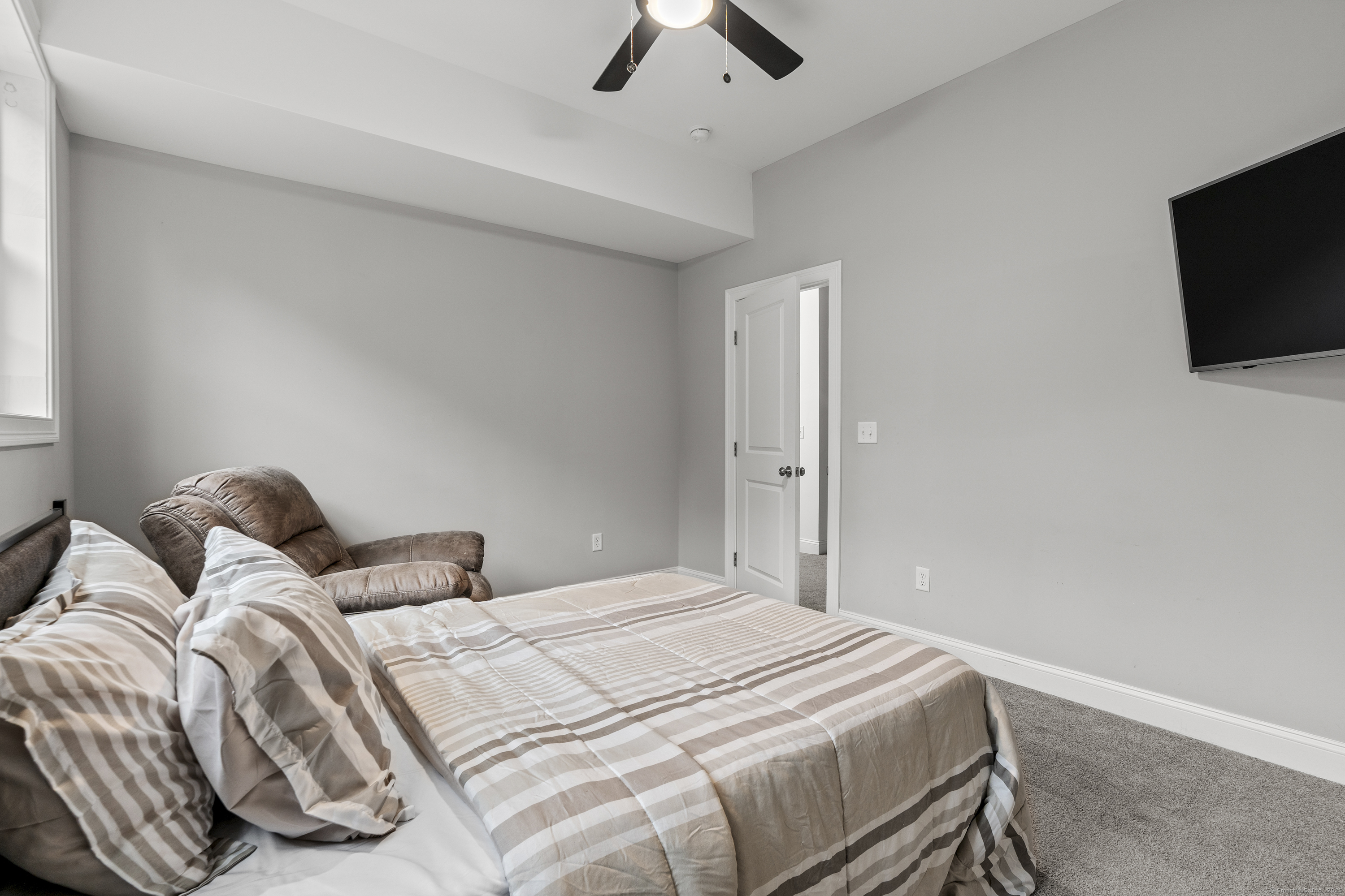 6 Carriage Drive East Hampton CT 06424