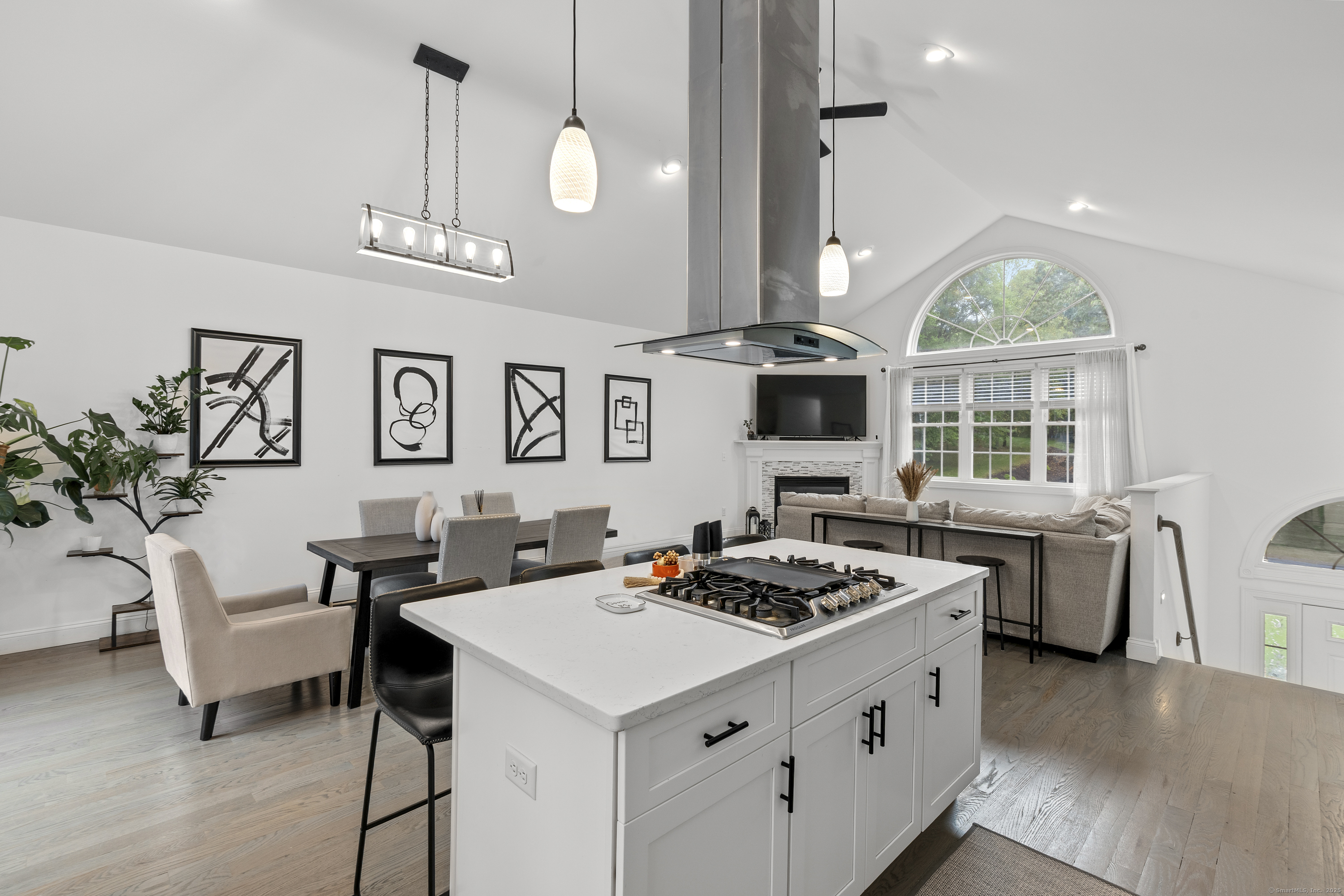 6 Carriage Drive East Hampton CT 06424