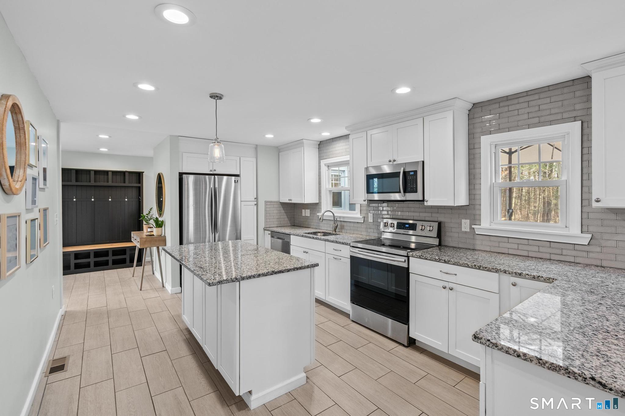 513 Plainville Avenue Farmington CT 06085