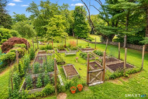 51 Briscoe Road New Canaan CT 06840