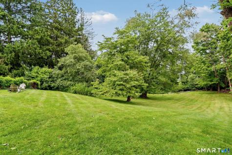 51 Briscoe Road New Canaan CT 06840