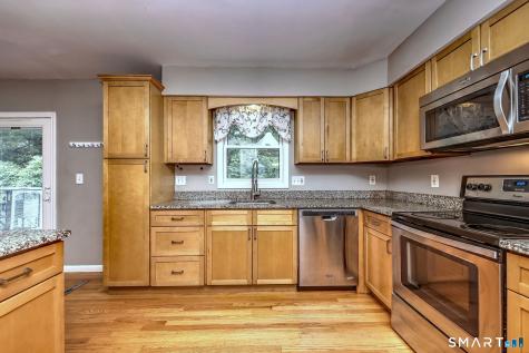 24 Farview Avenue East Haven CT 06512