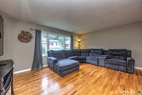 24 Farview Avenue East Haven CT 06512