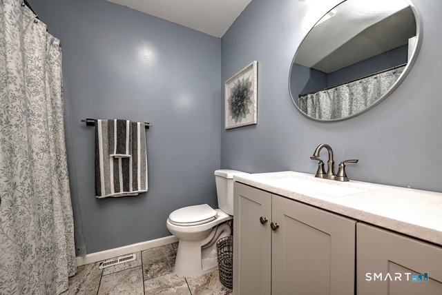 24 Farview Avenue East Haven CT 06512