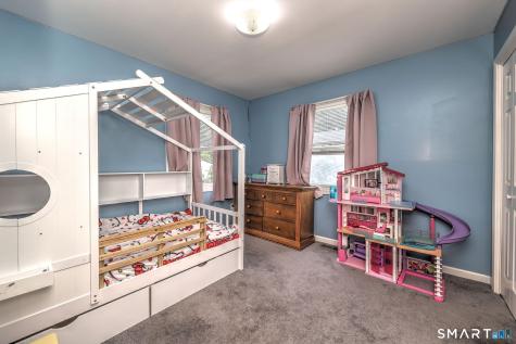 24 Farview Avenue East Haven CT 06512