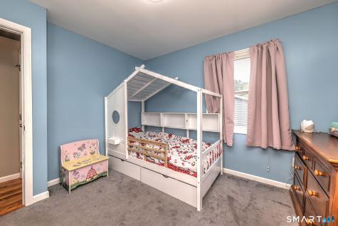 24 Farview Avenue East Haven CT 06512