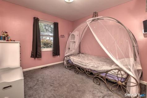 24 Farview Avenue East Haven CT 06512