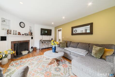 15 Evergreen Drive Southbury CT 06488