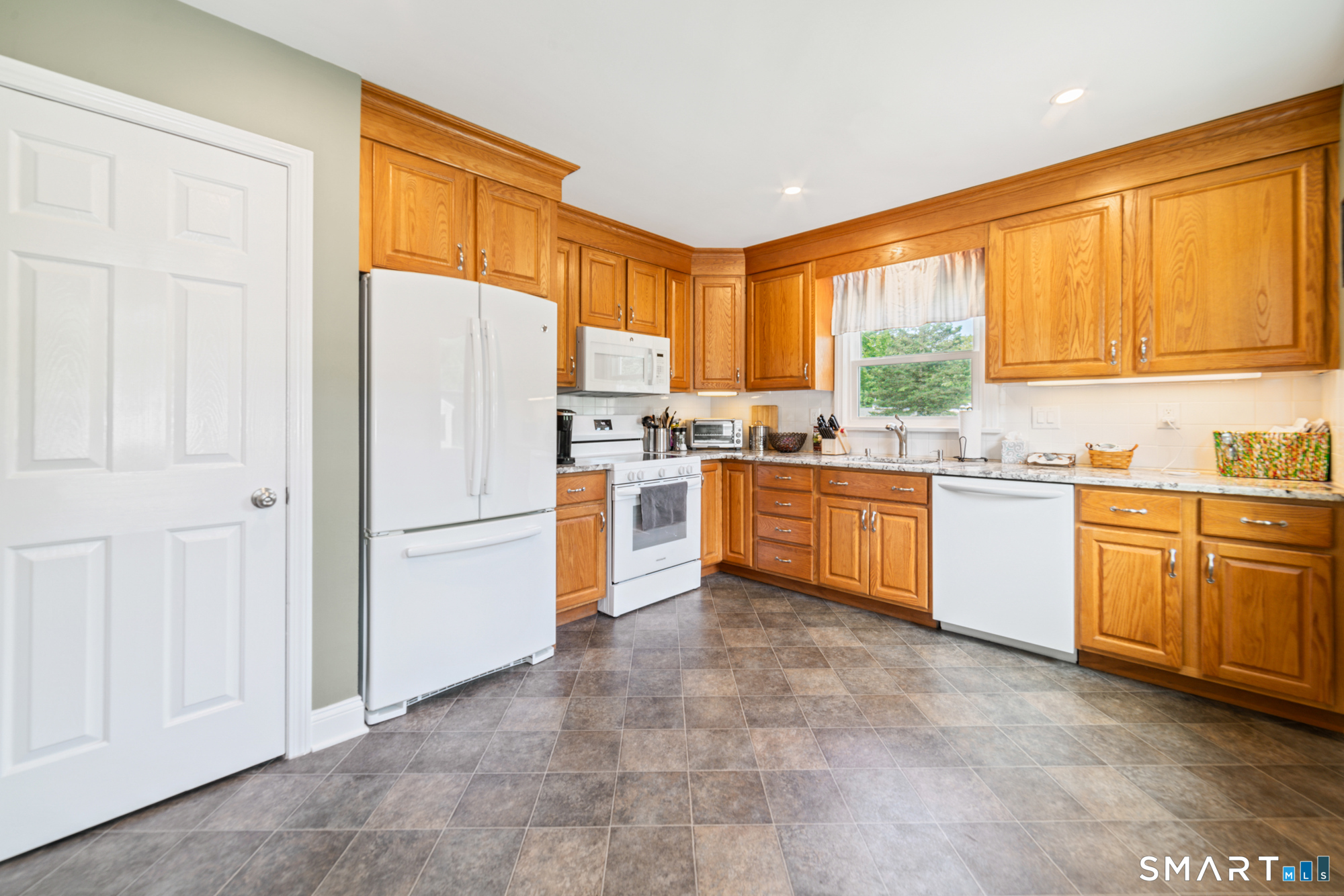 15 Evergreen Drive Southbury CT 06488