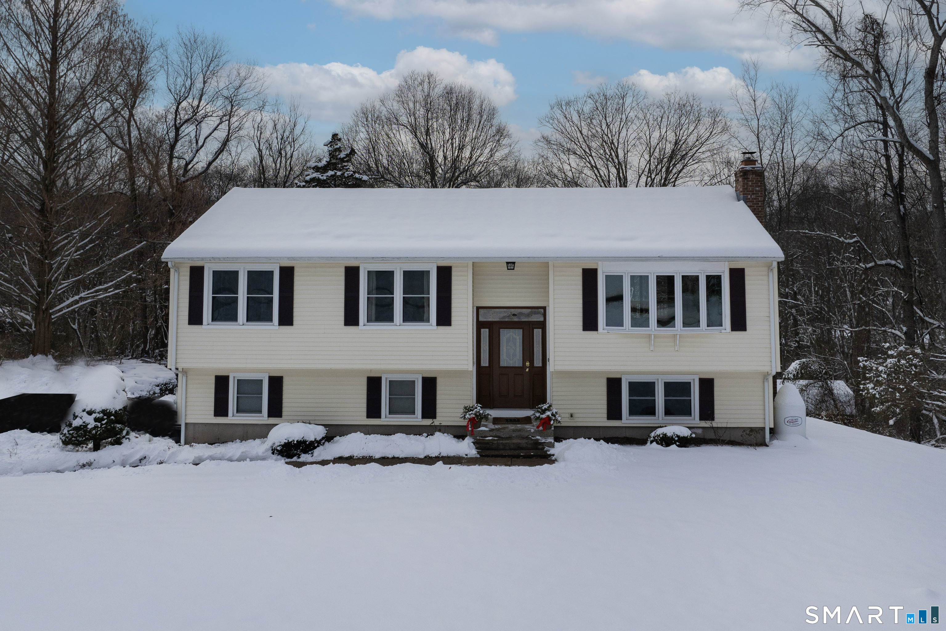 68 Woodhouse Avenue North Branford CT 06472