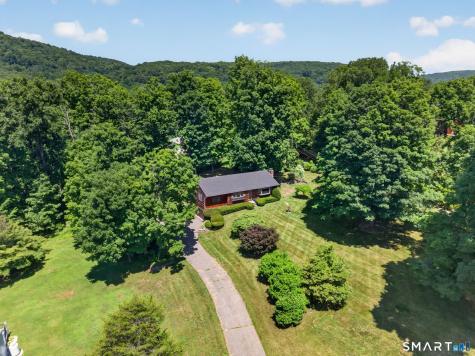 27 Wheaton Road New Milford CT 06776