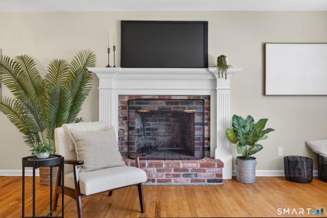 27 Wheaton Road New Milford CT 06776