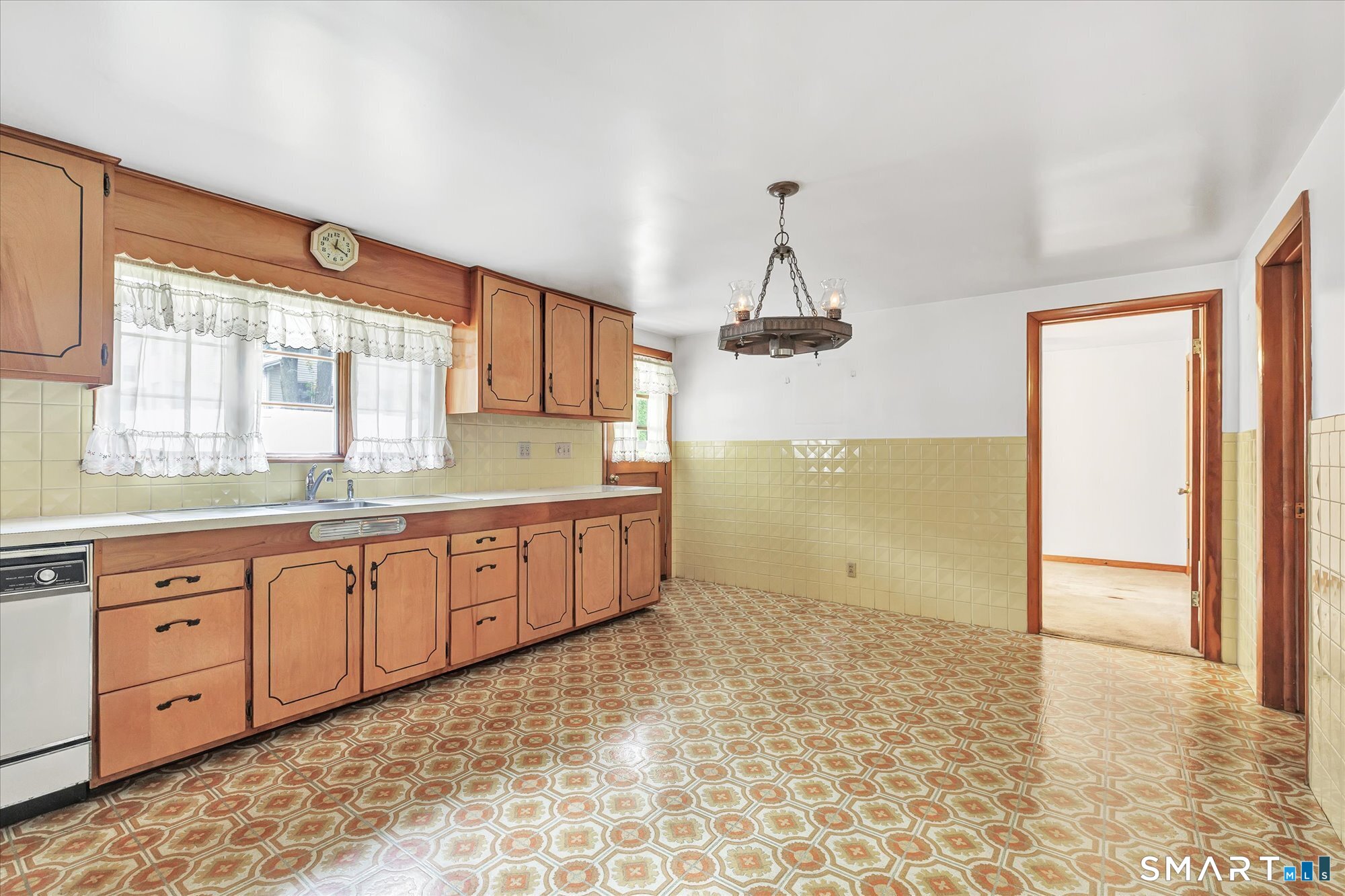 124 North Cliff Street Ansonia CT 06401
