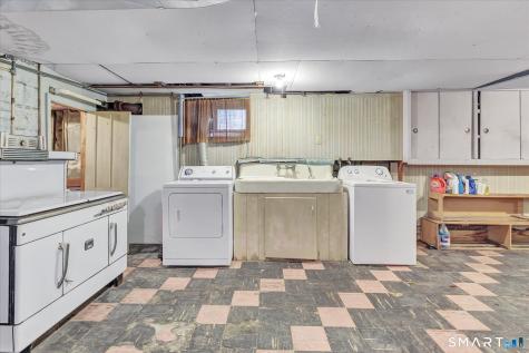 124 North Cliff Street Ansonia CT 06401