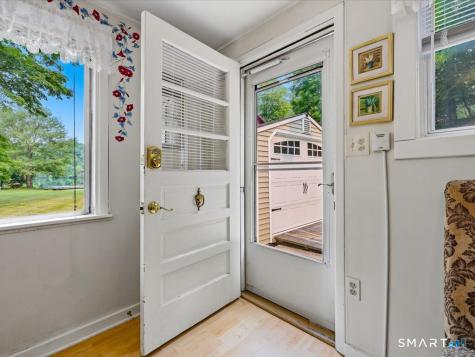 488 Lake Drive Guilford CT 06437