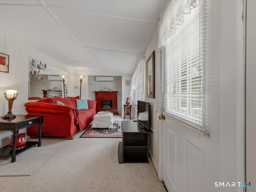488 Lake Drive Guilford CT 06437