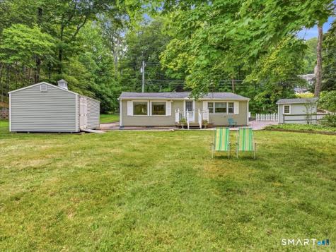 488 Lake Drive Guilford CT 06437