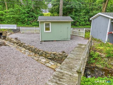 488 Lake Drive Guilford CT 06437