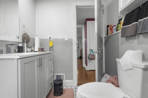 47 Old Windsor Road Bloomfield CT 06002