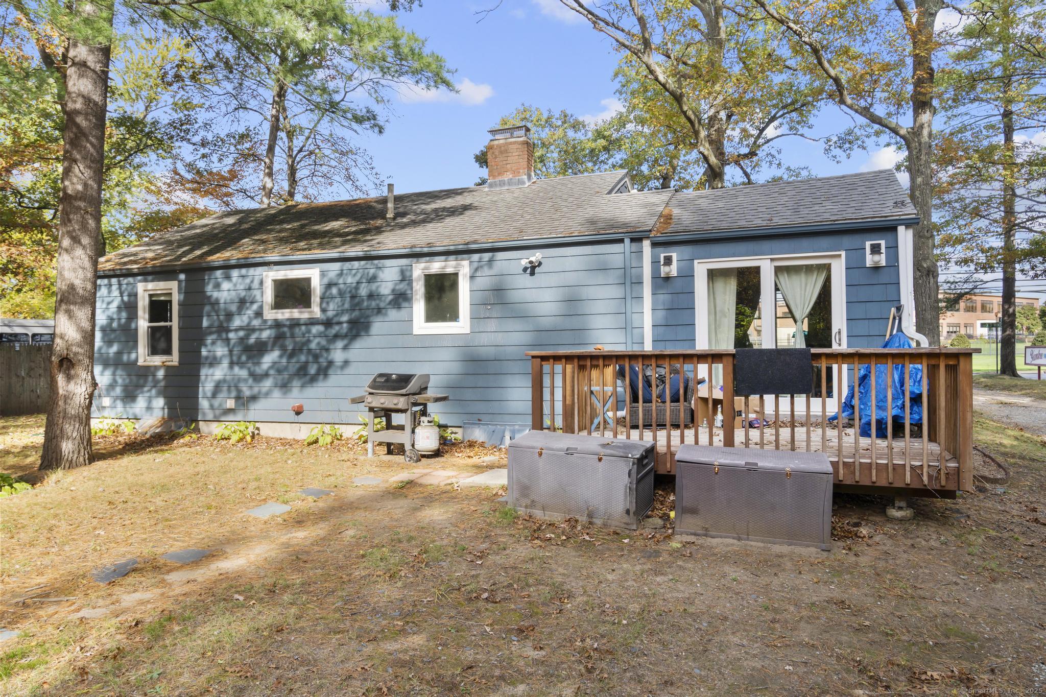 47 Old Windsor Road Bloomfield CT 06002