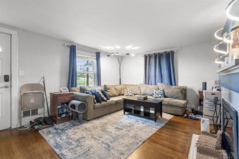 47 Old Windsor Road Bloomfield CT 06002