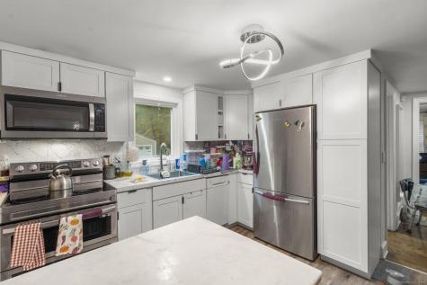 47 Old Windsor Road Bloomfield CT 06002