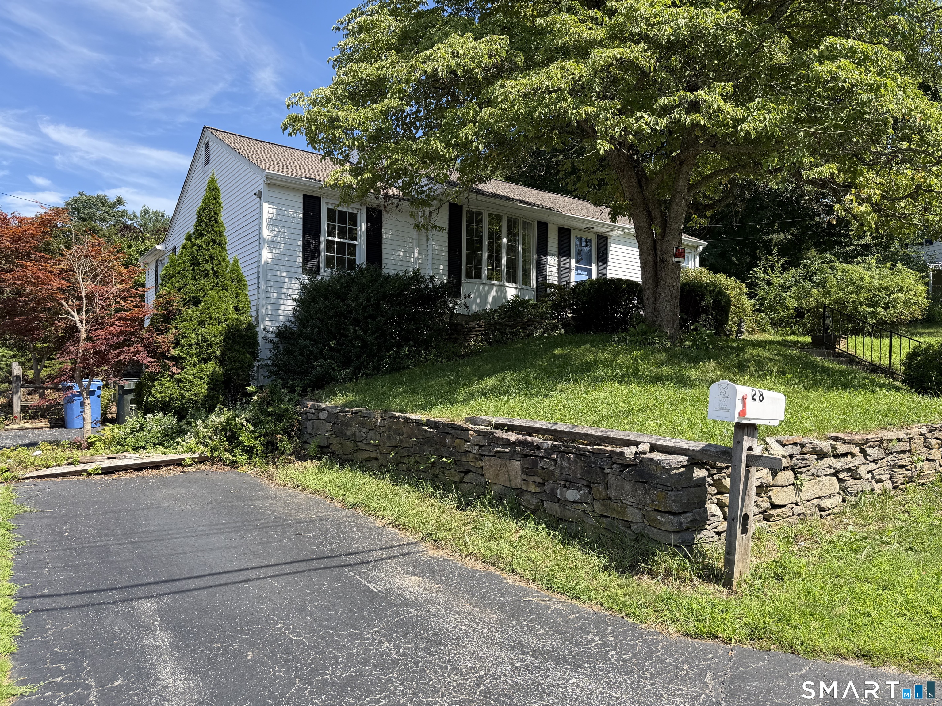 28 Gillette Road Norwich CT 06360