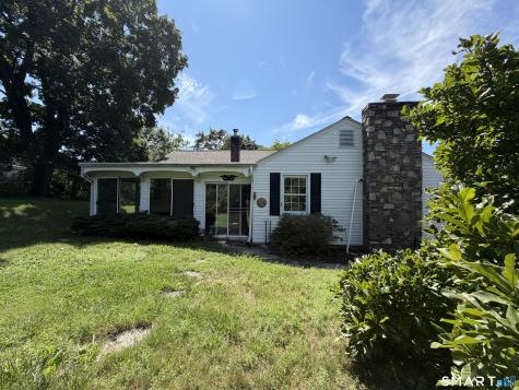 28 Gillette Road Norwich CT 06360